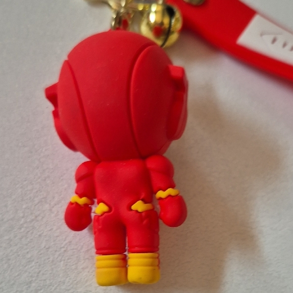 The FLASH Keychain/ Pendant - Picture 3 of 5